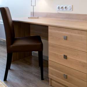 Chaises et tabourets