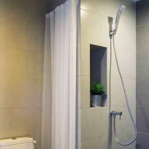 Flexibles de douche et économiseurs