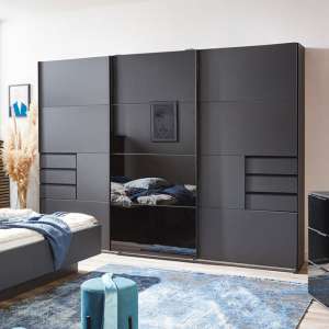 Armoire